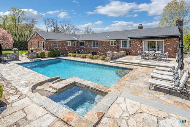 20 Brushwood Road, Stamford, CT 06903