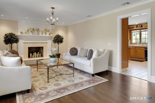 20 Brushwood Road, Stamford, CT 06903
