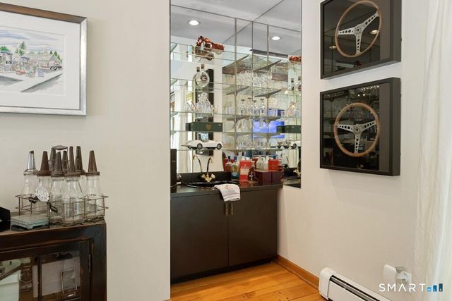 20 Brushwood Road, Stamford, CT 06903