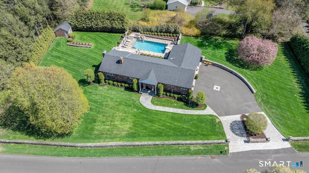 20 Brushwood Road, Stamford, CT 06903
