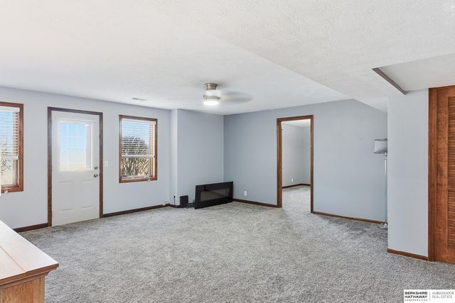 2504 Century Road, Bellevue, NE 68123