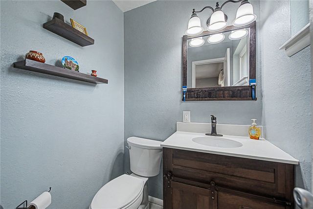 1104 Pine Street, Rogers, AR 72756