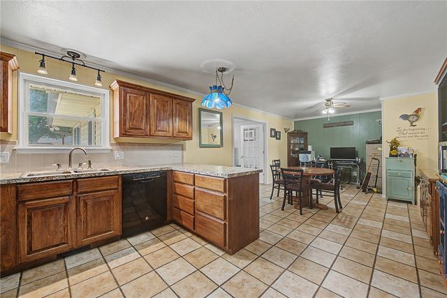 1104 Pine Street, Rogers, AR 72756
