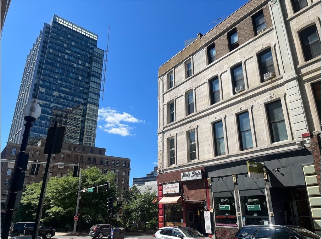 145 Pearl St 03, Boston, MA 02110