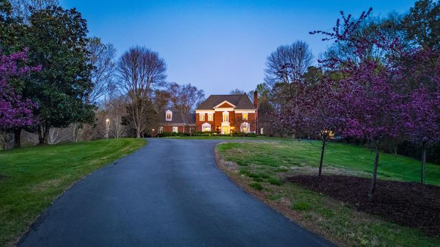 1025 Cedar Springs Road, Athens, TN 37303