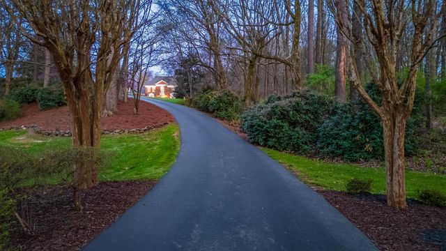 1025 Cedar Springs Road, Athens, TN 37303