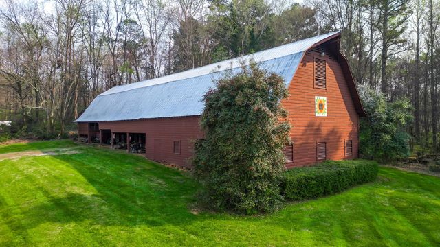 1025 Cedar Springs Road, Athens, TN 37303