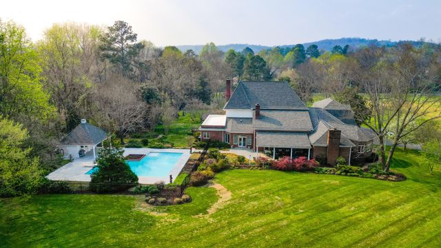 1025 Cedar Springs Road, Athens, TN 37303