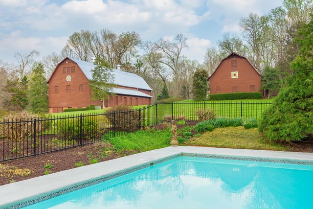 1025 Cedar Springs Road, Athens, TN 37303