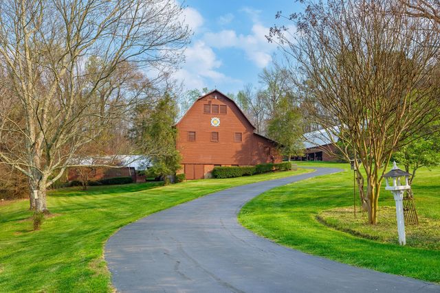 1025 Cedar Springs Road, Athens, TN 37303