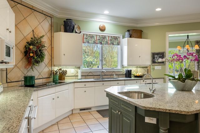 1025 Cedar Springs Road, Athens, TN 37303