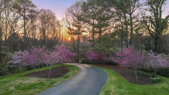 1025 Cedar Springs Road, Athens, TN 37303