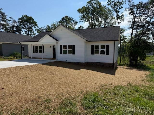 166 Plant Drive, Appomattox, VA 24522