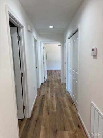 166 Plant Drive, Appomattox, VA 24522