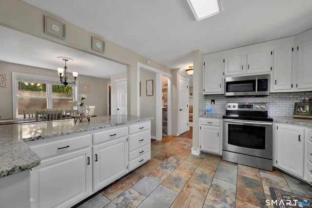 182 Partridge Drive, Southington, CT 06489