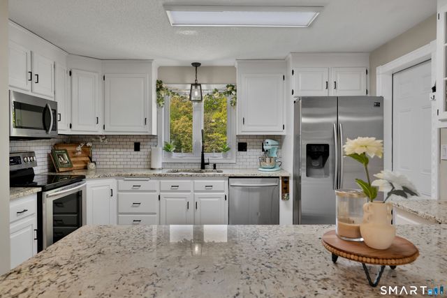 182 Partridge Drive, Southington, CT 06489