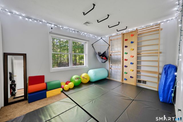 182 Partridge Drive, Southington, CT 06489