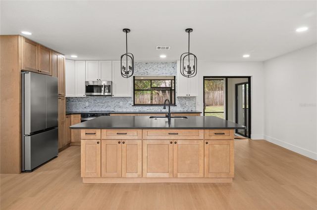 705 BOYSENBERRY COURT, Winter Springs, FL 32708