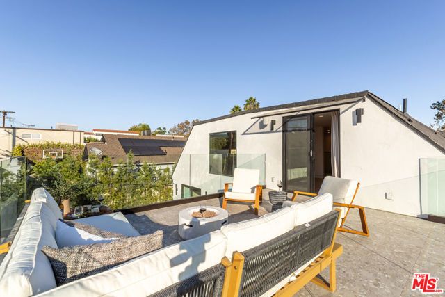 1161 Stearns Drive, Los Angeles, CA 90035