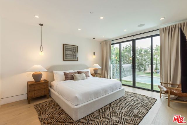1161 Stearns Drive, Los Angeles, CA 90035