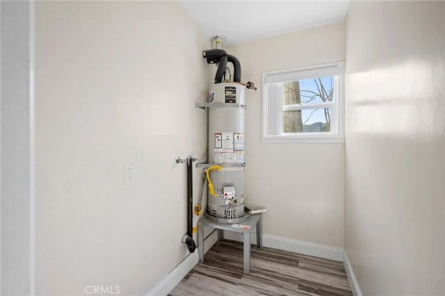 2930 Fairmount Avenue B, La Crescenta, CA 91214