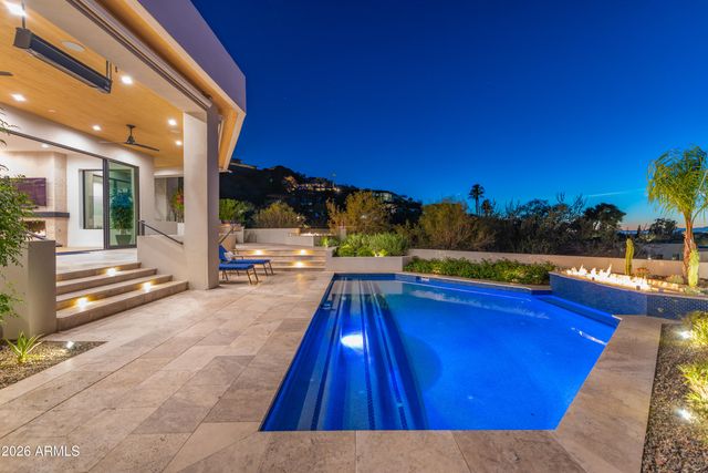 5724 N ECHO CANYON Drive, Phoenix, AZ 85018