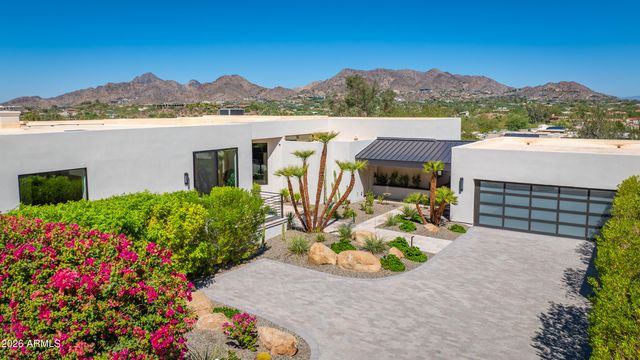 5724 N ECHO CANYON Drive, Phoenix, AZ 85018