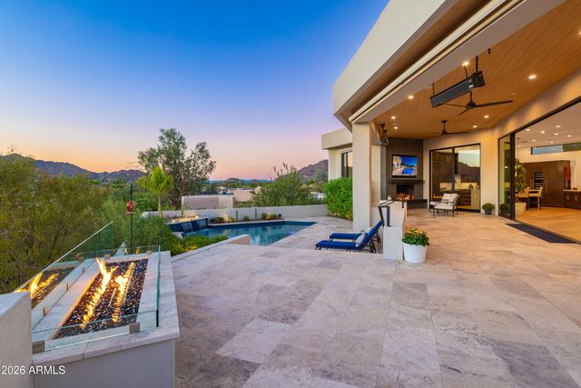 5724 N ECHO CANYON Drive, Phoenix, AZ 85018