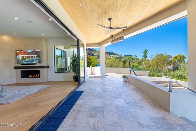5724 N ECHO CANYON Drive, Phoenix, AZ 85018