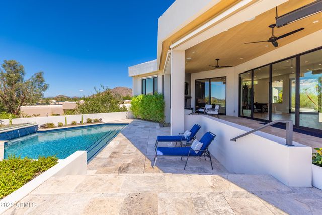 5724 N ECHO CANYON Drive, Phoenix, AZ 85018