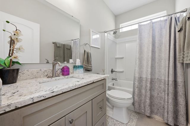 359 Dunbarton Ln., Conway, SC 29526