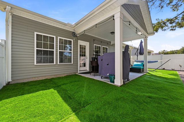 359 Dunbarton Ln., Conway, SC 29526