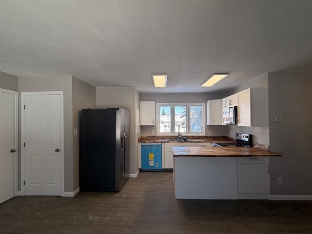 1177 COPPET STREET, Fairbanks, AK 99709