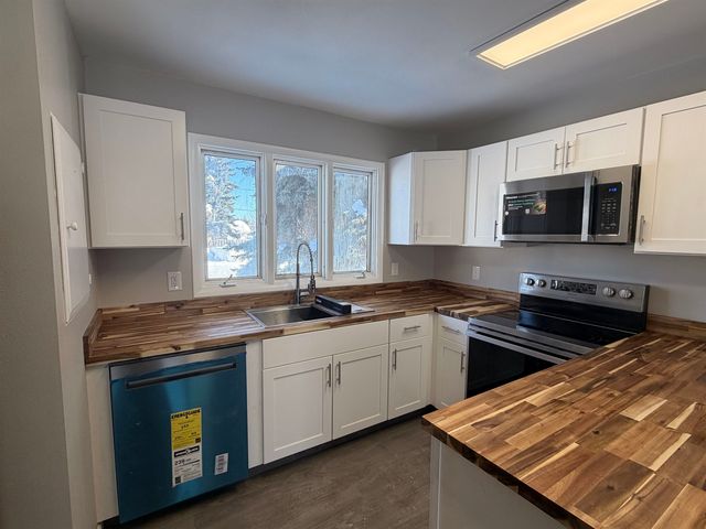 1177 COPPET STREET, Fairbanks, AK 99709