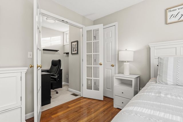 2 Jenna Ln 2, Pembroke, MA 02359