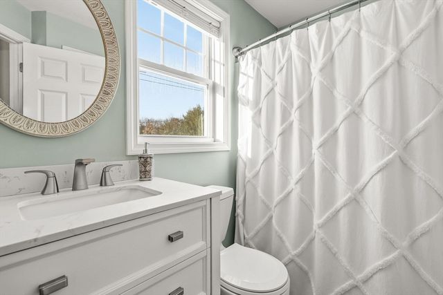 2 Jenna Ln 2, Pembroke, MA 02359