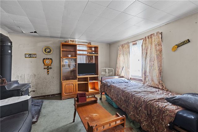 407 and 411 Mowry Rd, Potter Twp, PA 15061