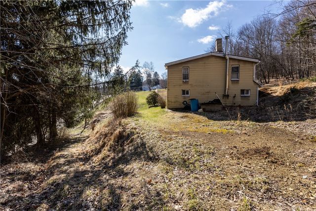 407 and 411 Mowry Rd, Potter Twp, PA 15061