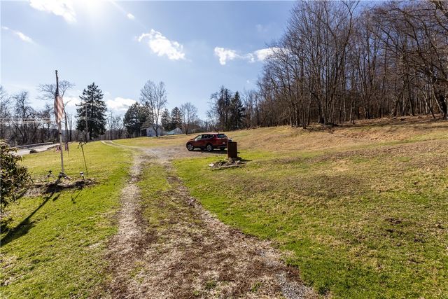 407 and 411 Mowry Rd, Potter Twp, PA 15061