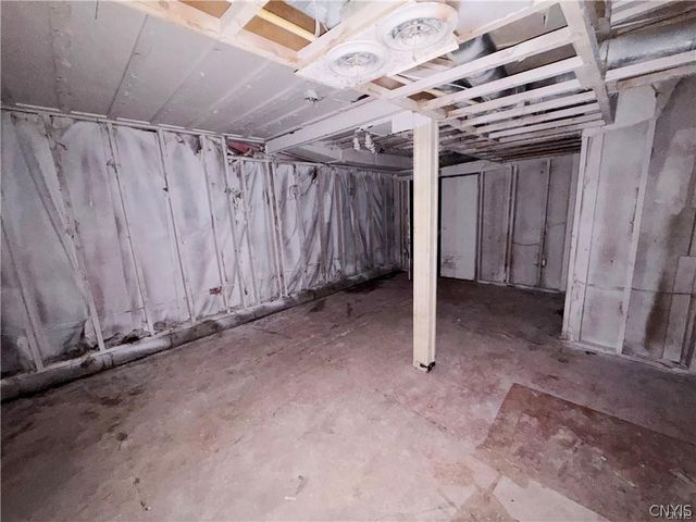 3247 County Route 57, Volney, NY 13126