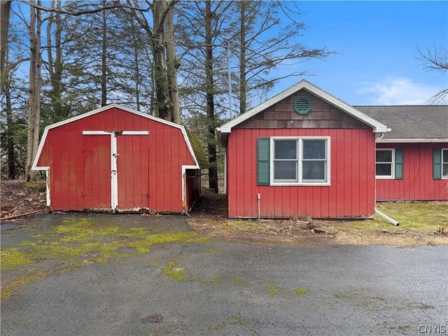3247 County Route 57, Volney, NY 13126
