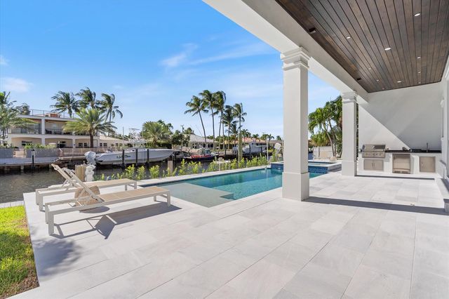 1211 Gulfstream Way, Singer Island, FL 33404