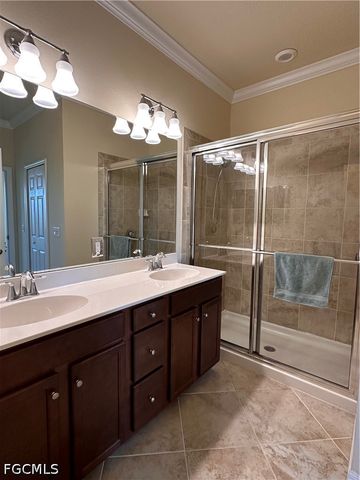 8888 Via Isola CT, Fort Myers, FL 33966