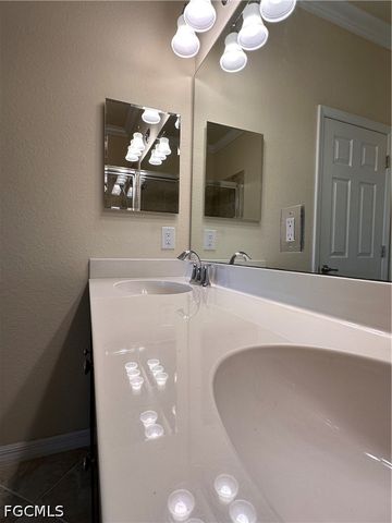 8888 Via Isola CT, Fort Myers, FL 33966