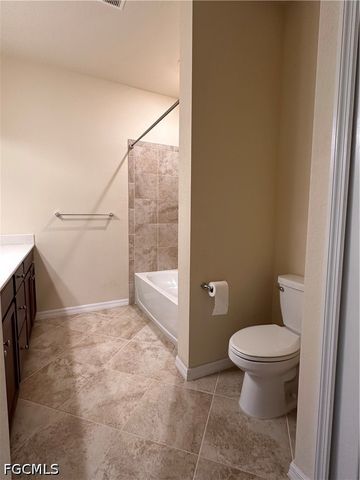 8888 Via Isola CT, Fort Myers, FL 33966