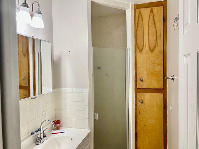 1927 S Chautauqua Ave, Wichita, KS 67211