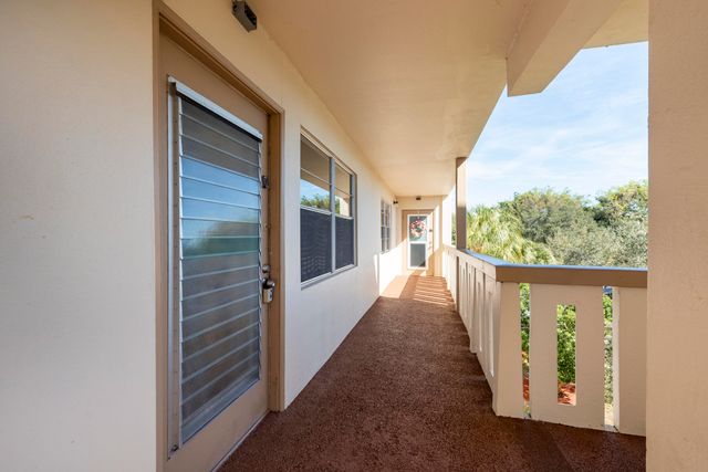 2303 Lucaya Lane N3, Coconut Creek, FL 33066
