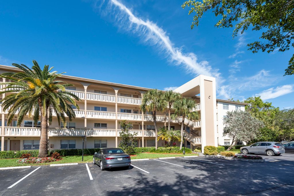 2303 Lucaya Lane N3, Coconut Creek, FL 33066