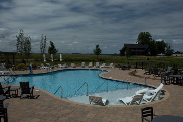82C Mallard, Hilham, TN 38568