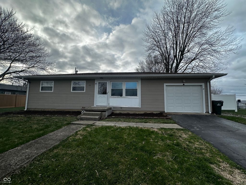 608 E Greenview Drive, Greensburg, IN 47240